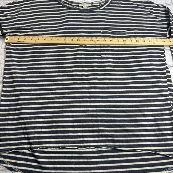 Umgee Gray and Cream Striped 3/4 Length Sleeve Top. Size XL. - Picture 6 of 9